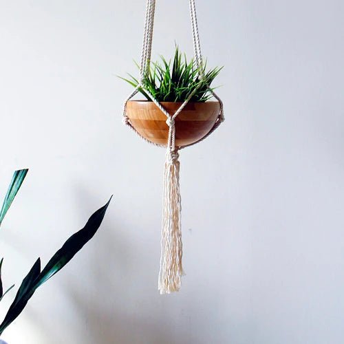 Macrame Plant Hanger / Pot Holder ~ Mitch's Backyard